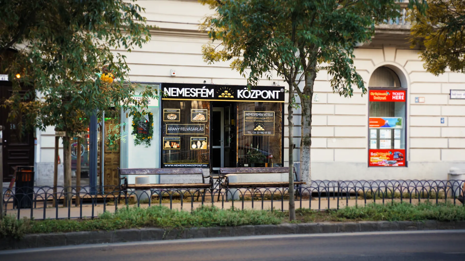 Nemesfém Központ üzlet kívülről - Andrássy út 61.